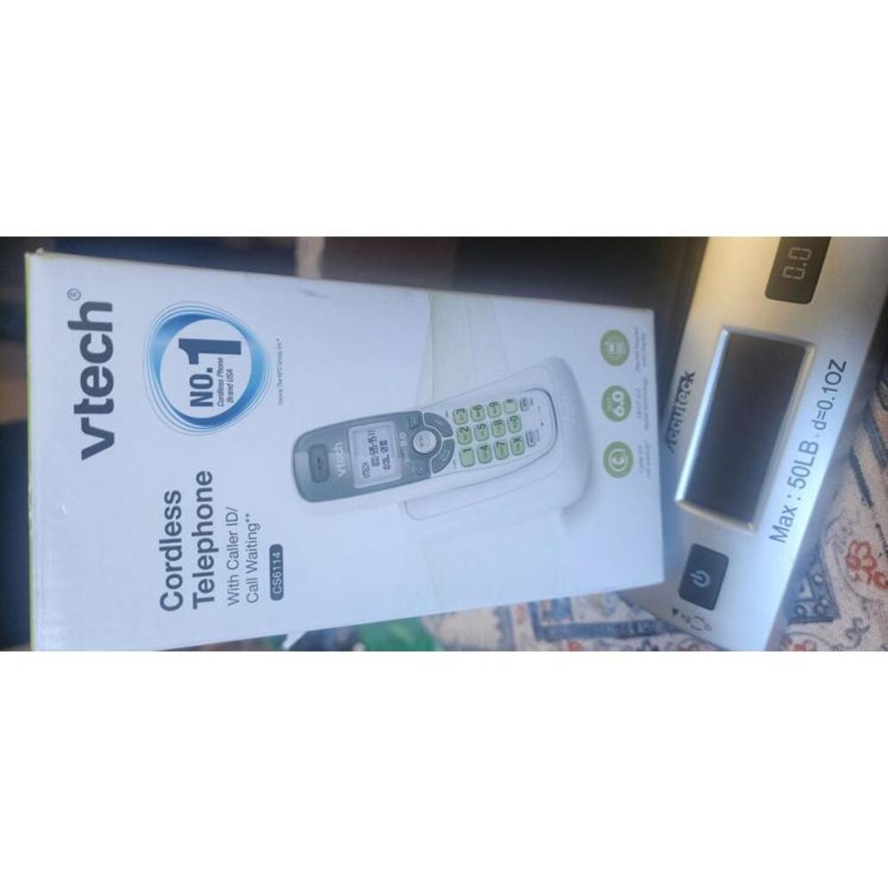 VTech Cordless Telephone with Caller ID - Model CS6114